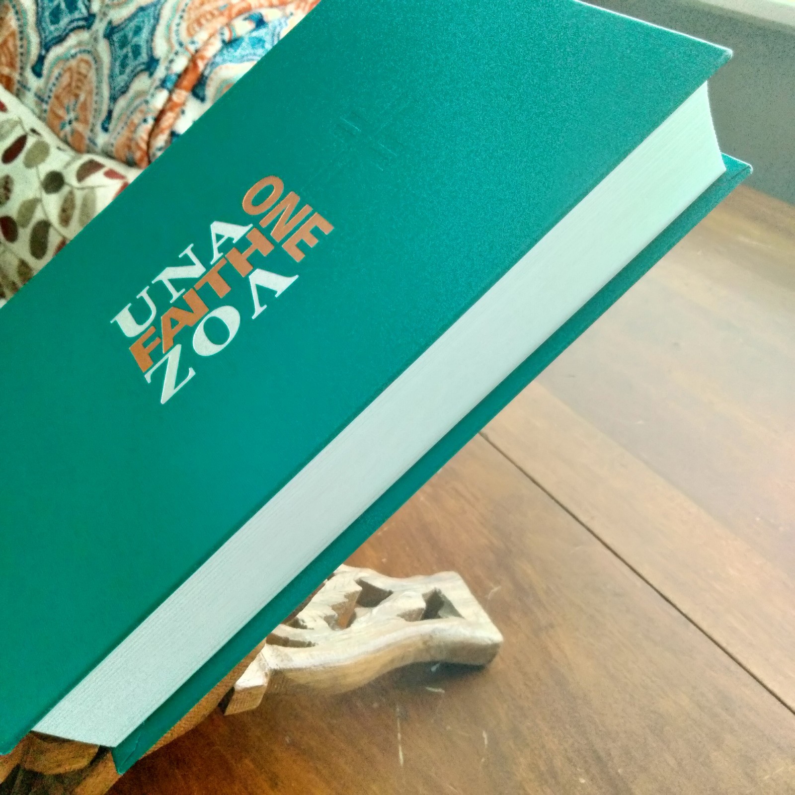 One Faith, Una Voz: Assembly Book HC English-Spanish Catholic Hymnal 2005