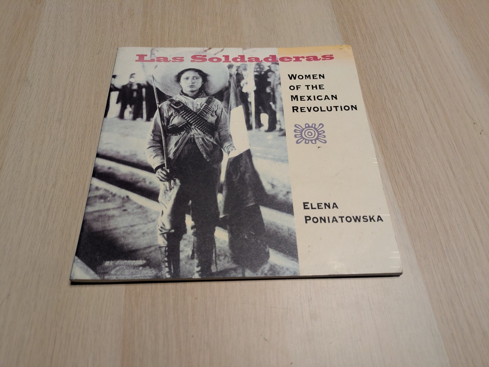 Las Soldaderas : Women of the Mexican Revolution by Elena Poniatowska (2006,…