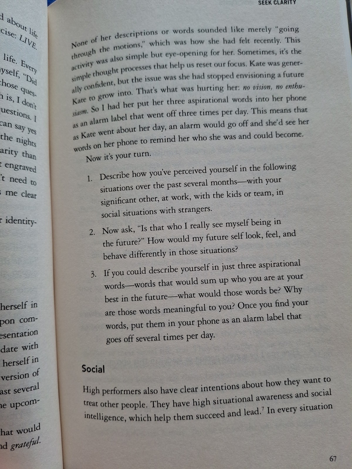 High Performance Habits: How Extraordinary People Become ,brendon Burchard
