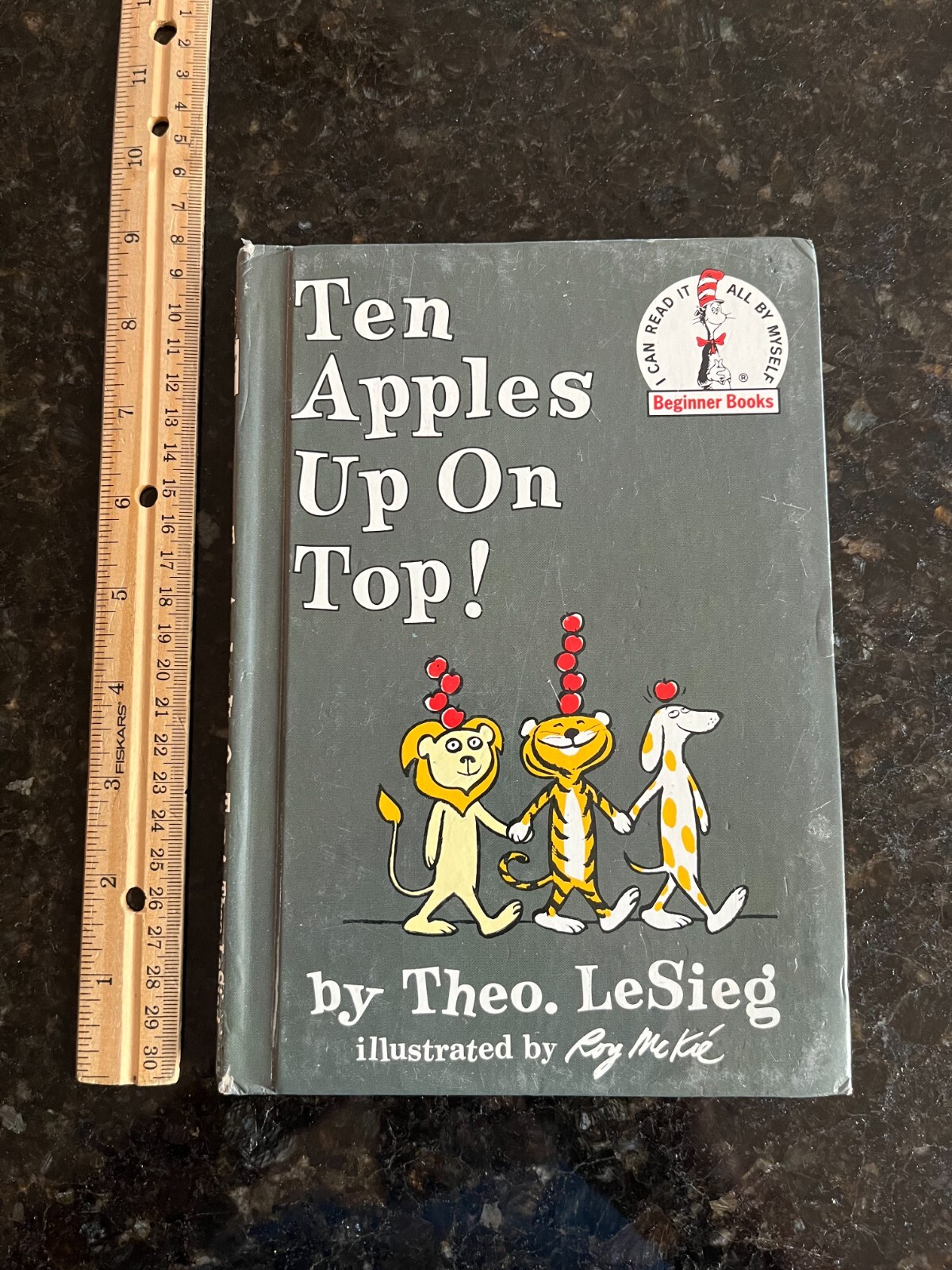 Dr. Seuss Theo LeSieg beginner book Ten apples on top! Hardcover #3 6.25″x8.75″
