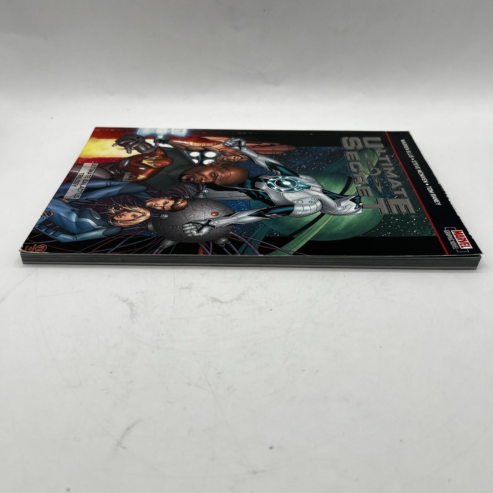 ULTIMATE SECRET : Ultimate Galactus Trilogy – Warren Ellis Graphic Novel