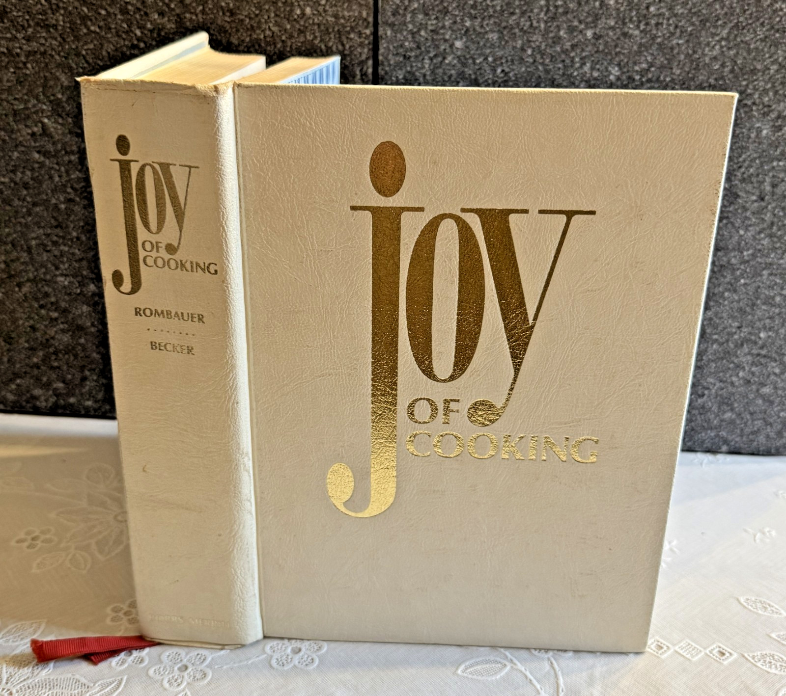Joy of Cooking by Irma Rombauer & Marion Becker Nov 1976 Bobbs-Merrill Hardcover