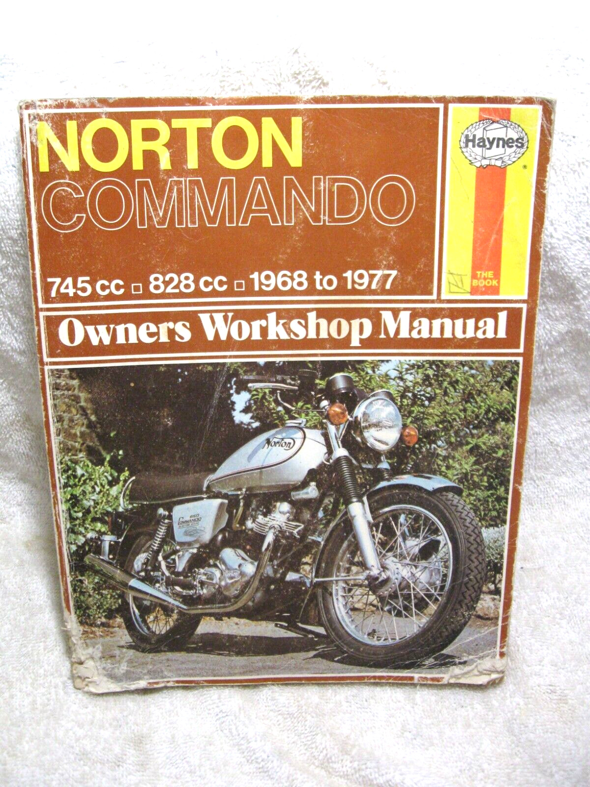 NORTON COMMANDO 745 & 828cc 1968-77 Owners Workshop Manual by Haynes-Motorcycles