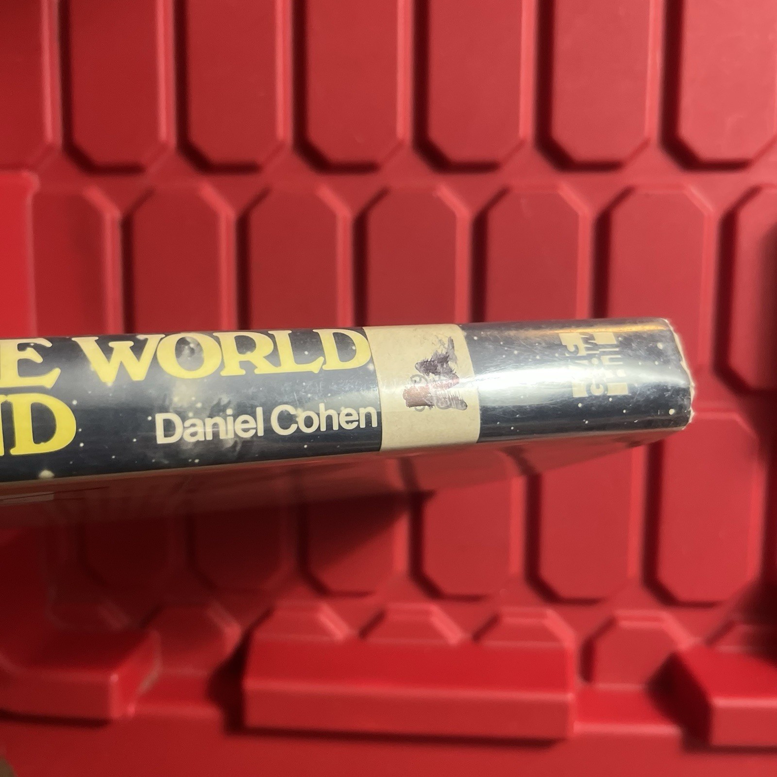 How The World Will End Daniel Cohen Hardcover Book Ex Library Vintage 1973