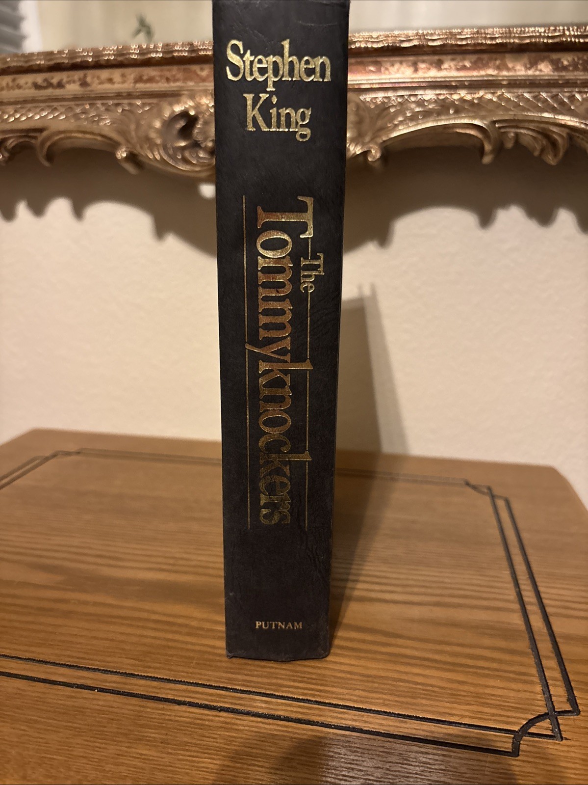 Stephen King. THE TOMMYKNOCKERS. Putnam, 1987. 1st HC/DJ. Scarce!