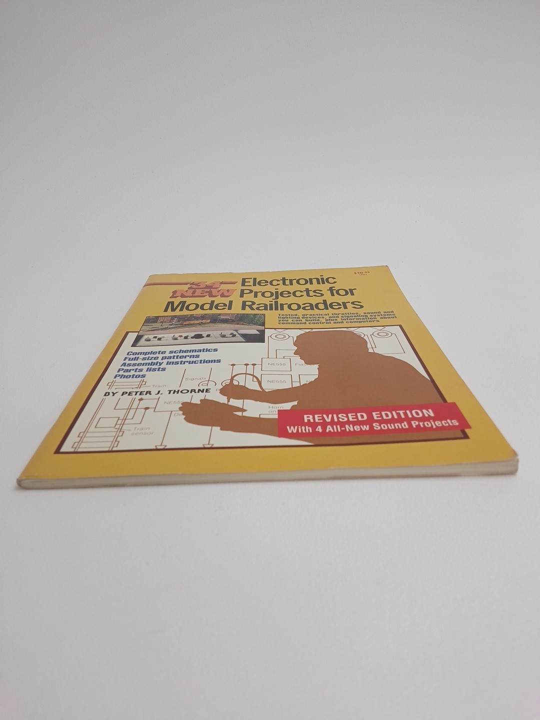 34 New Electronic Projects for Model Railroaders By Peter J. Thorne 1986 Book