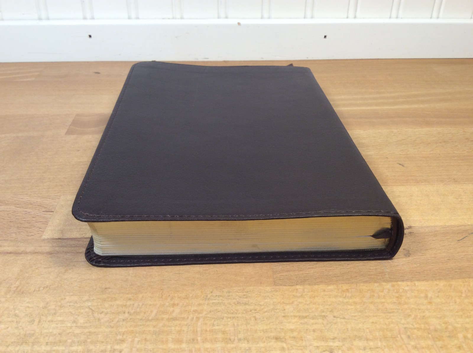 Holy Bible Slimline Reference Edition, New Living Translation, NLT, Tyndale