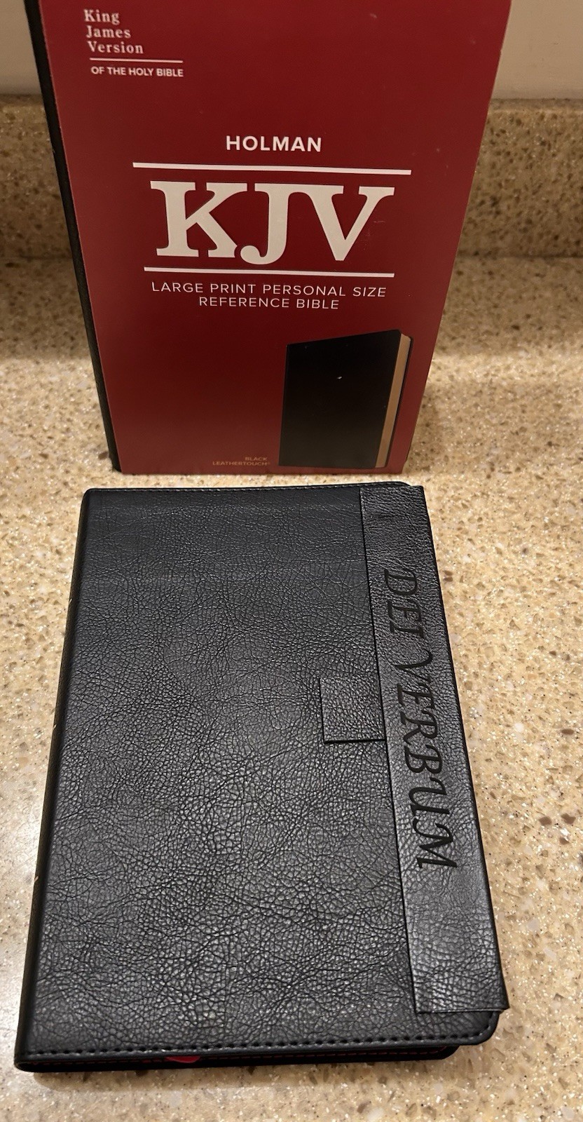 KJV MAGNETIC CLOSURE LARGE PRINT(11.25 Pt) Dei Verbum ENGRAVED Leathersoft Bible