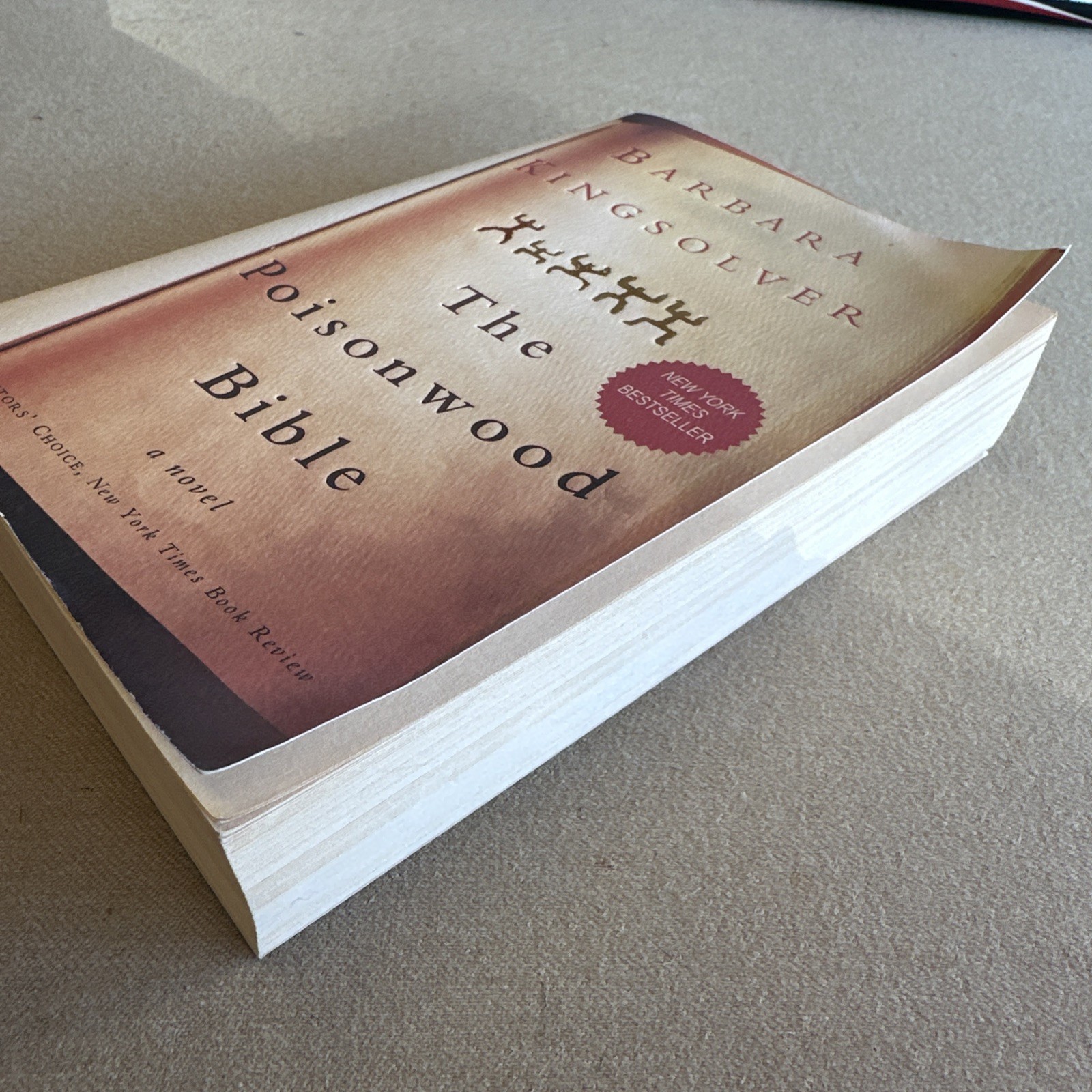 The Poisonwood Bible by Barbara Kingsolver – Paperback – Harper Perennial – Good