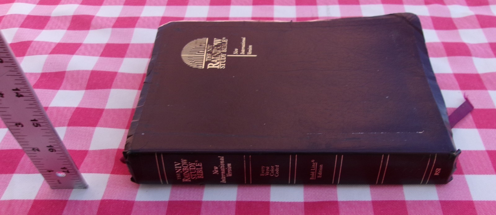 THE NIV RAINBOW STUDY BIBLE NEW INTERNATIONAL VERSION