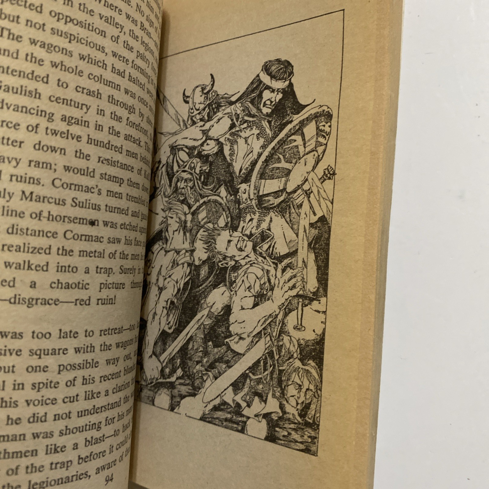 Robert E Howard Special Illustrated Editions PB Lot Tigers of Sea Worms of Earth