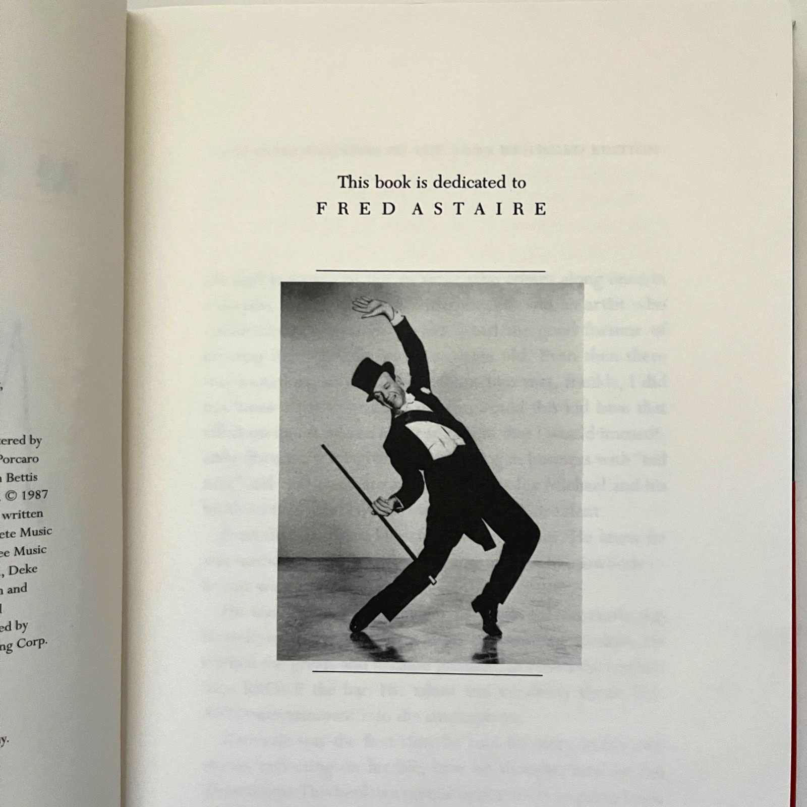 Michael Jackson Moonwalk First Revised Edition Book HIs Life – Hardcover 2009
