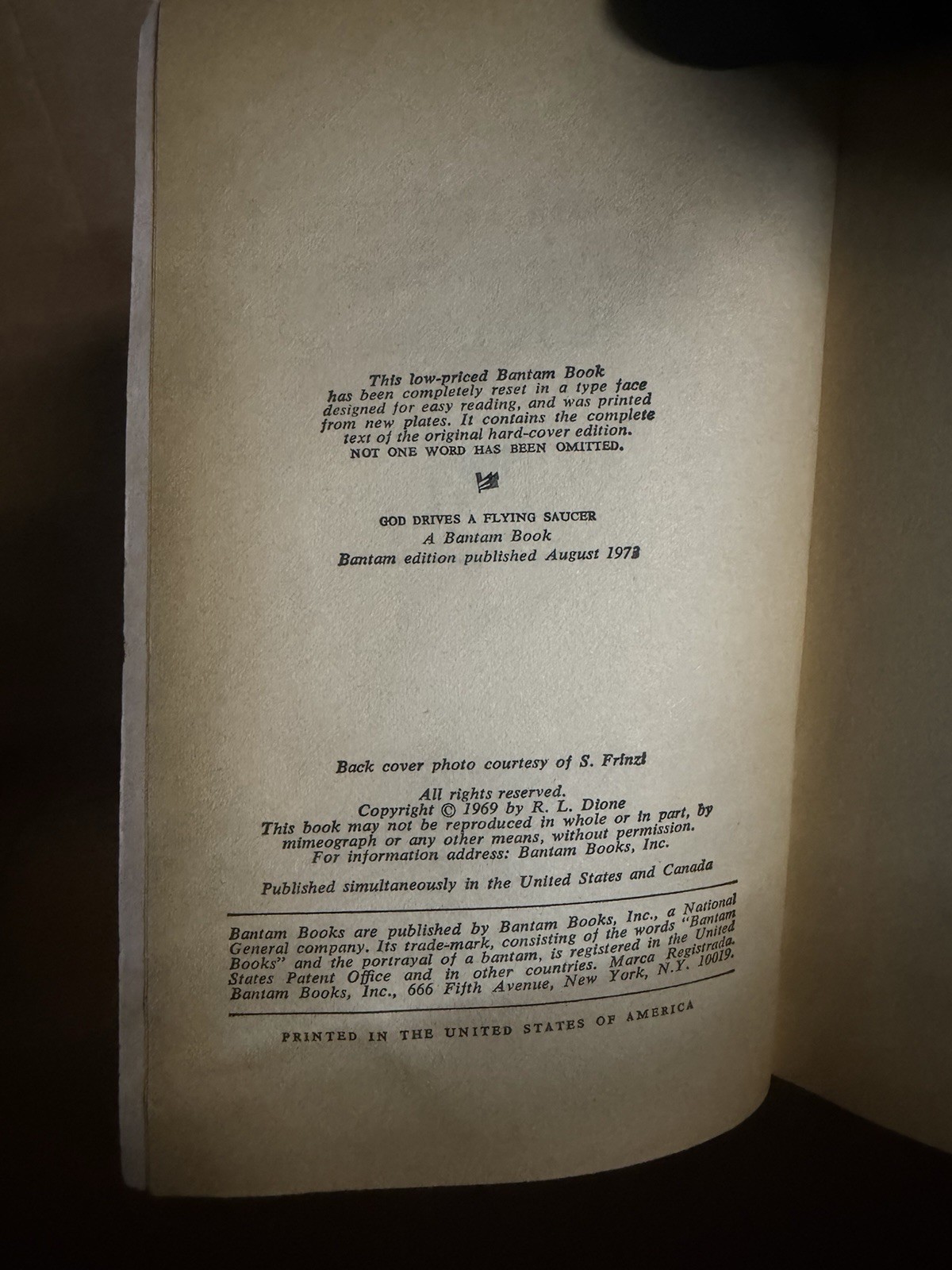 God Drives a Flying Saucer R. L. Dione Paperback 1973 Bantam UFOs & Bible Truth