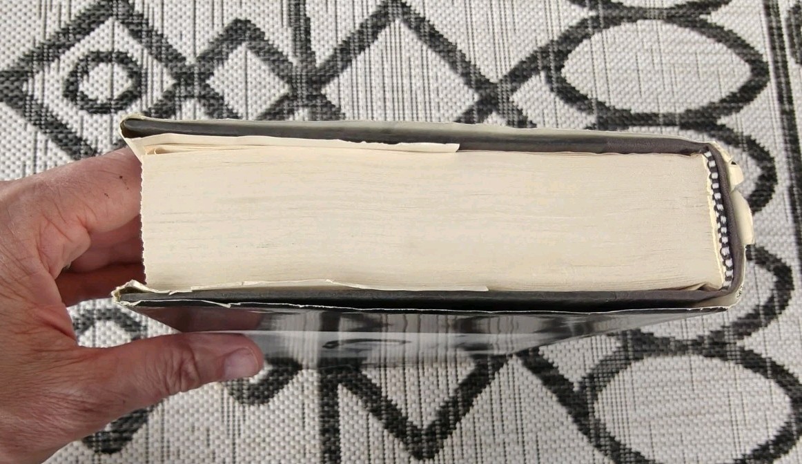 Skeleton Crew by Stephen King Hardcover Book HBDJ Copyright 1985 Bce HB 1 R