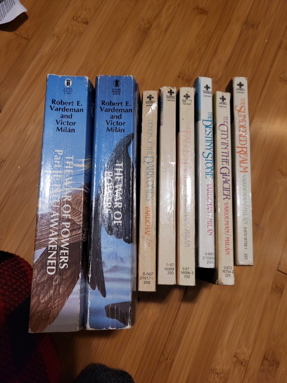 War of Powers books by Robert Vardeman Victor Milan Books 1-6, 1 And 2