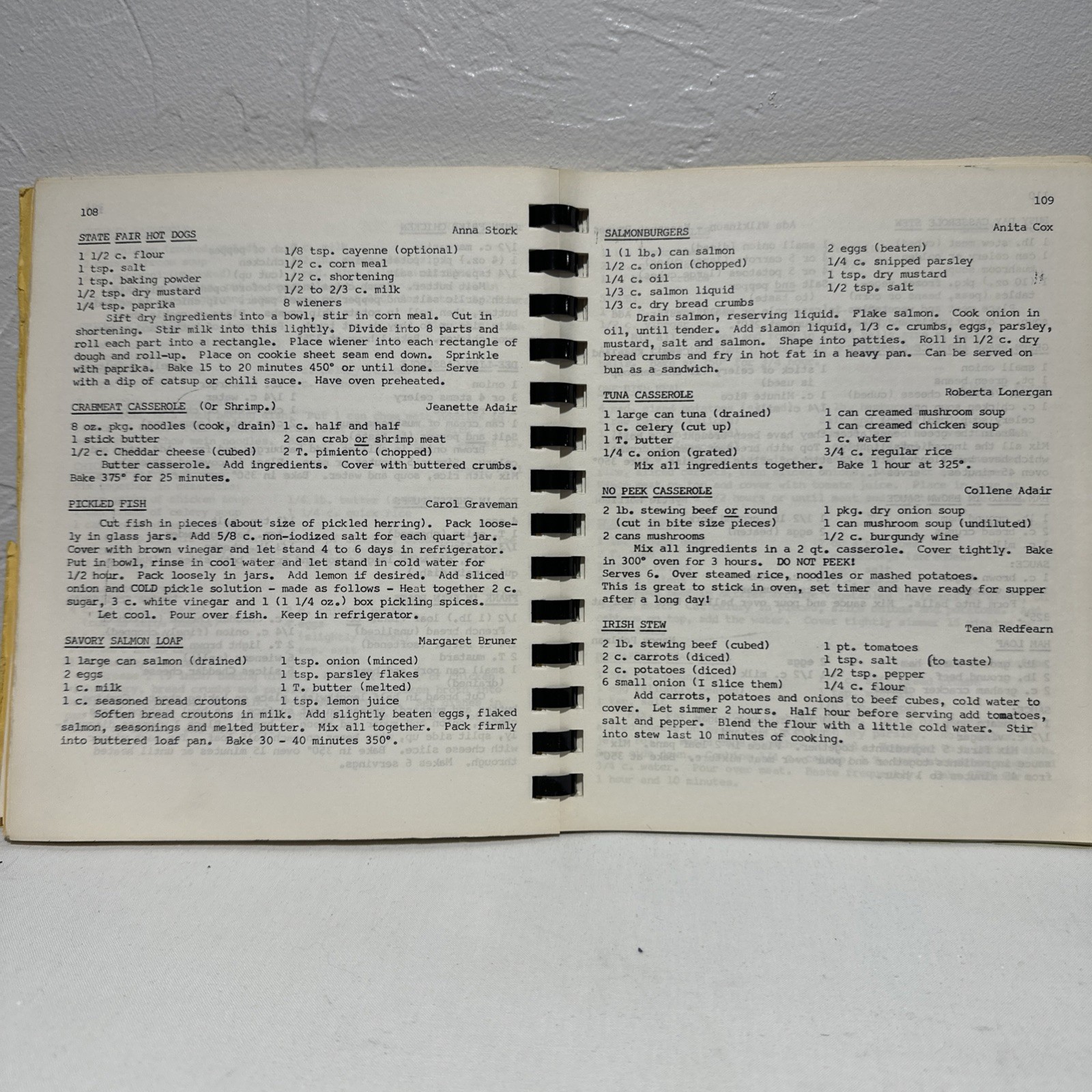Cook Book 1971 First United Methodist Church. Reinbeck, Iowa COOKBOOK. Vintage.