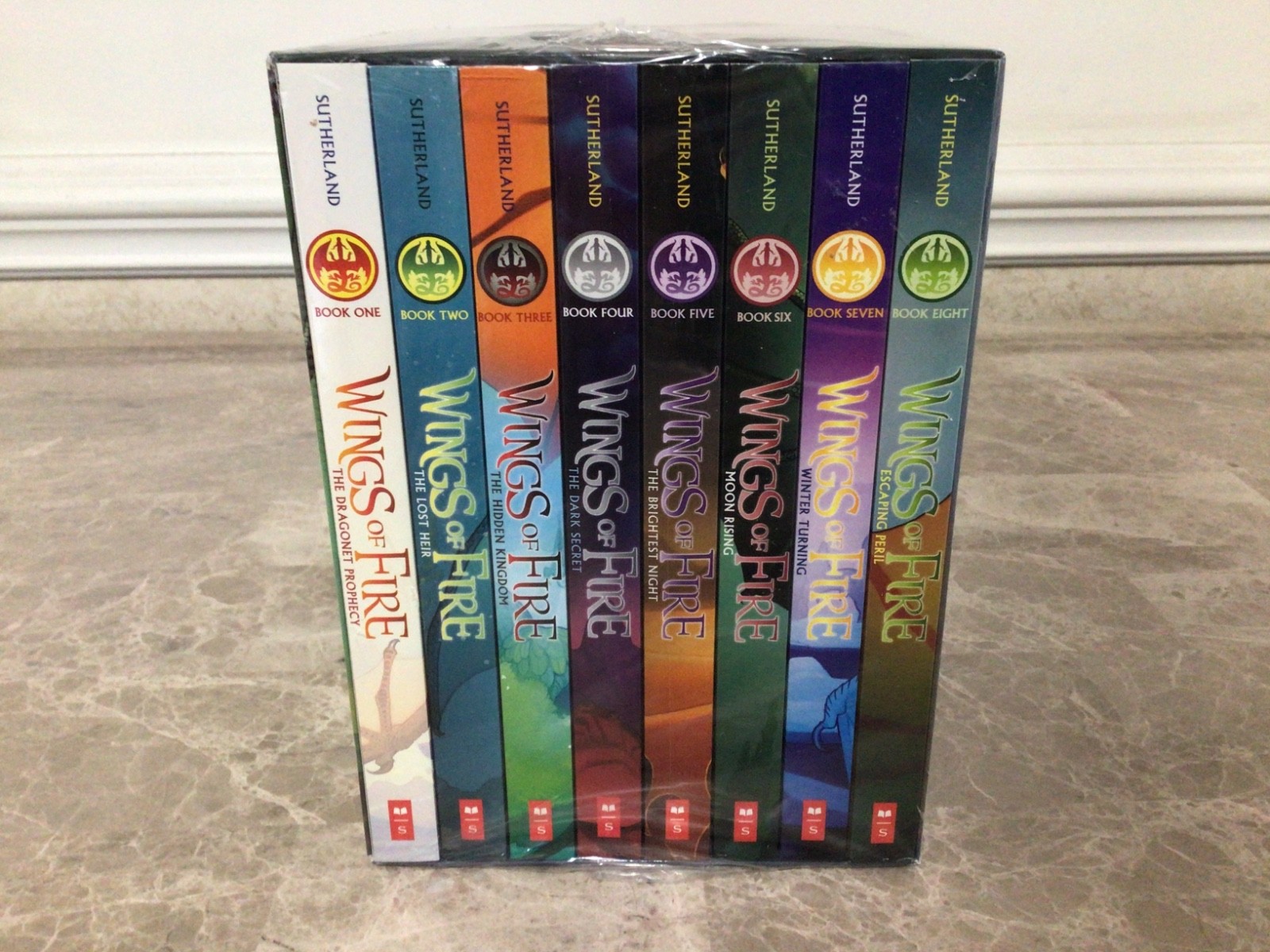 Wings of Fire: 8 Book Box Set (#1-8) the First Eight Books Tui T Sutherland NEW