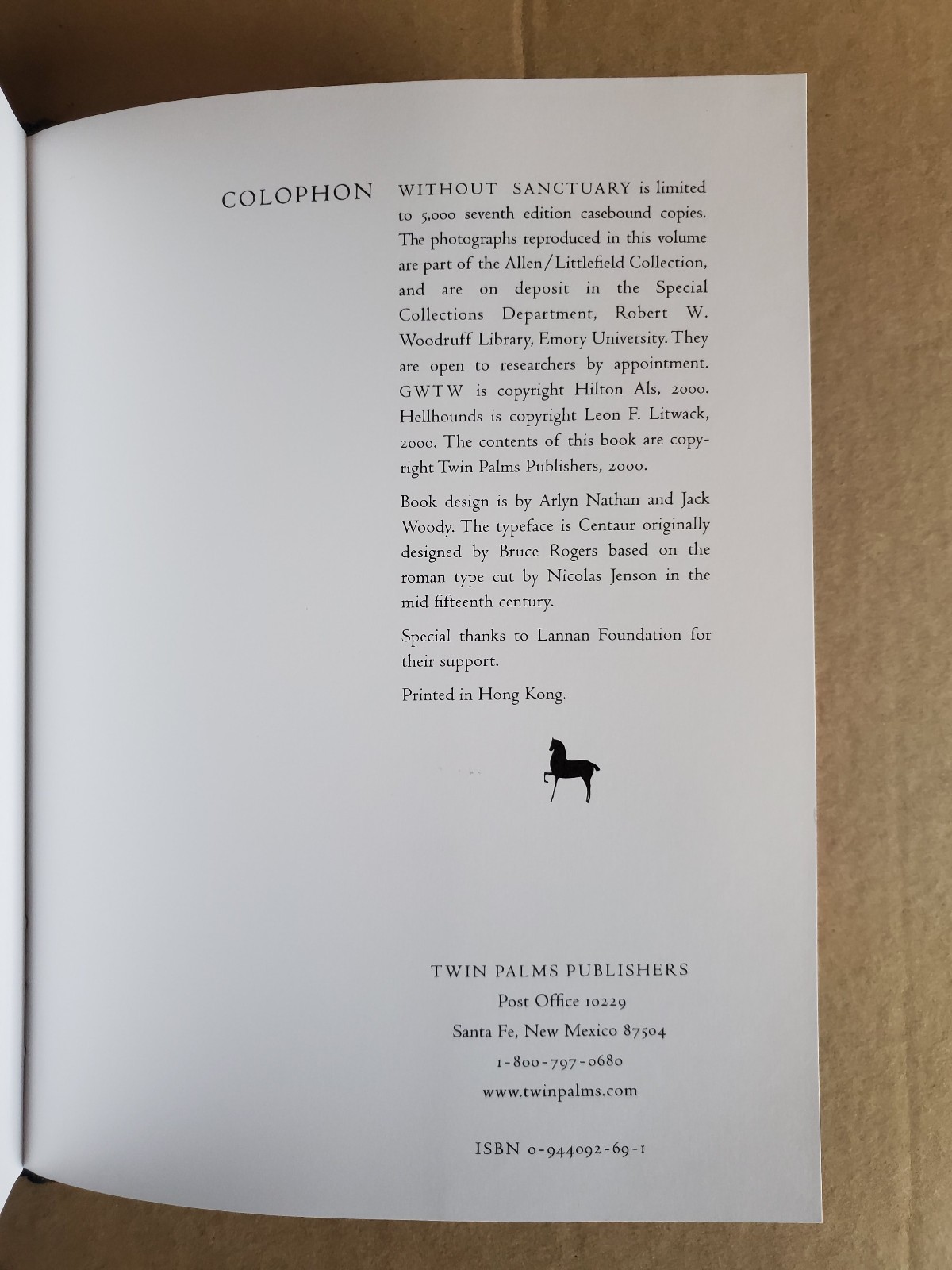 Without Sanctuary: Lynching Photography in America – James Allen – 2005, HCDJ