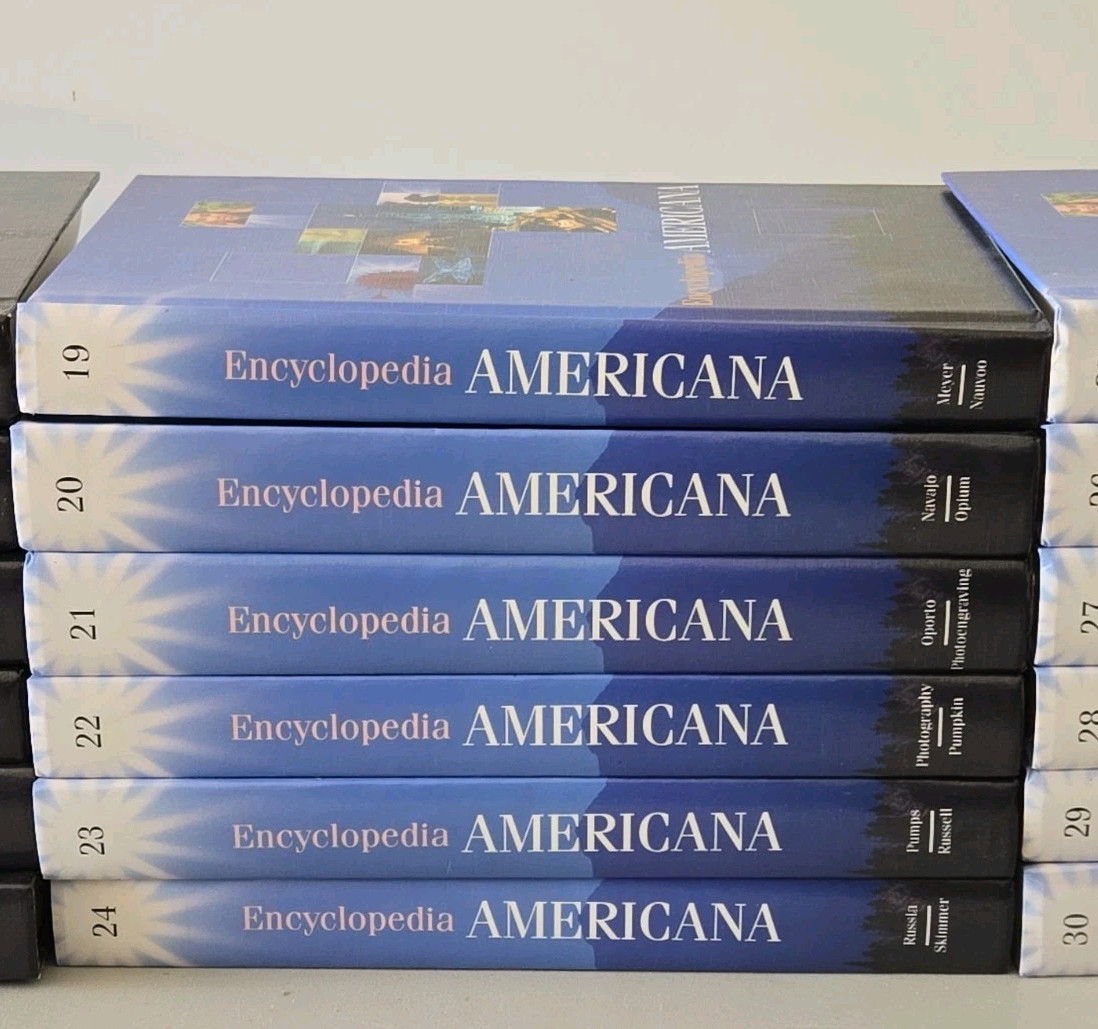 2005 Encyclopedia Americana Complete Collection (30 Volumes) Hardcover