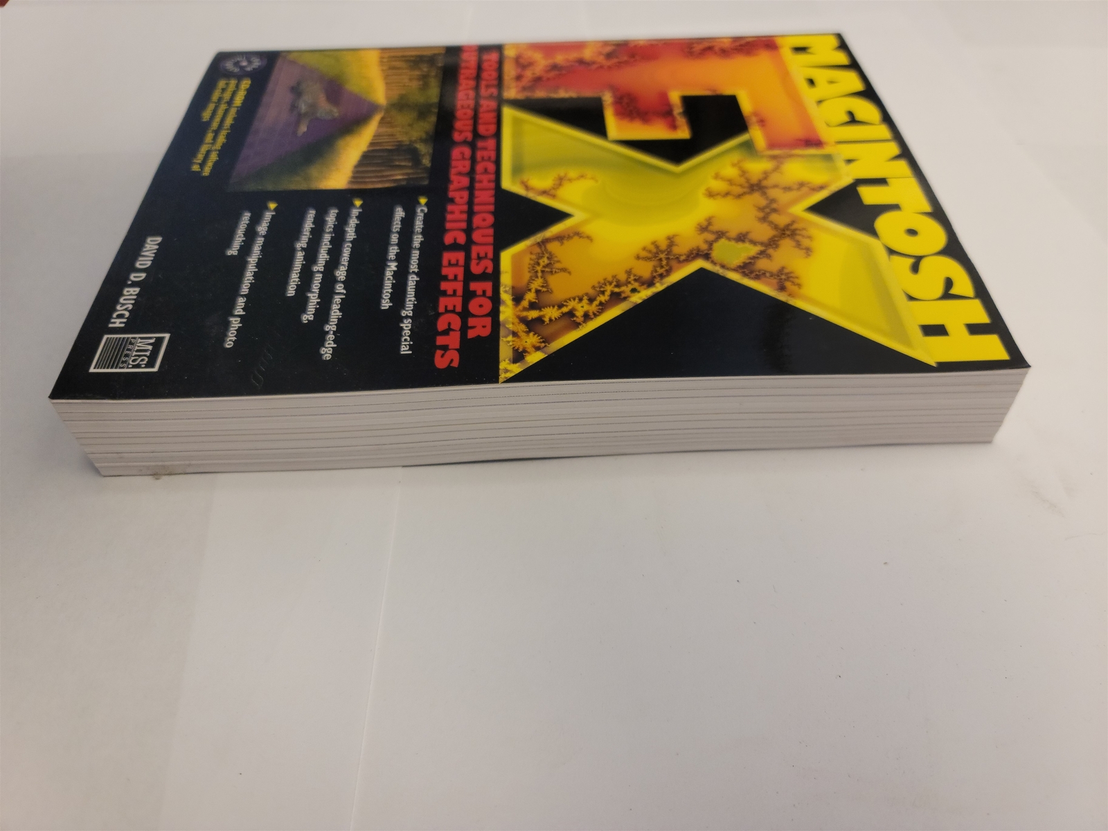 Macintosh FX : Tools and Techniques For Graphics, David Busch w/ CD