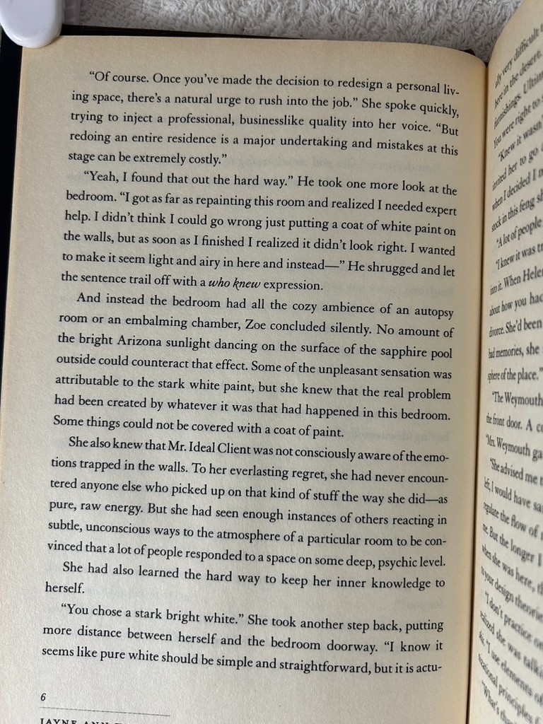 Jayne Ann Krentz, Deep Waters; Whispering Springs: Light in the Shadow