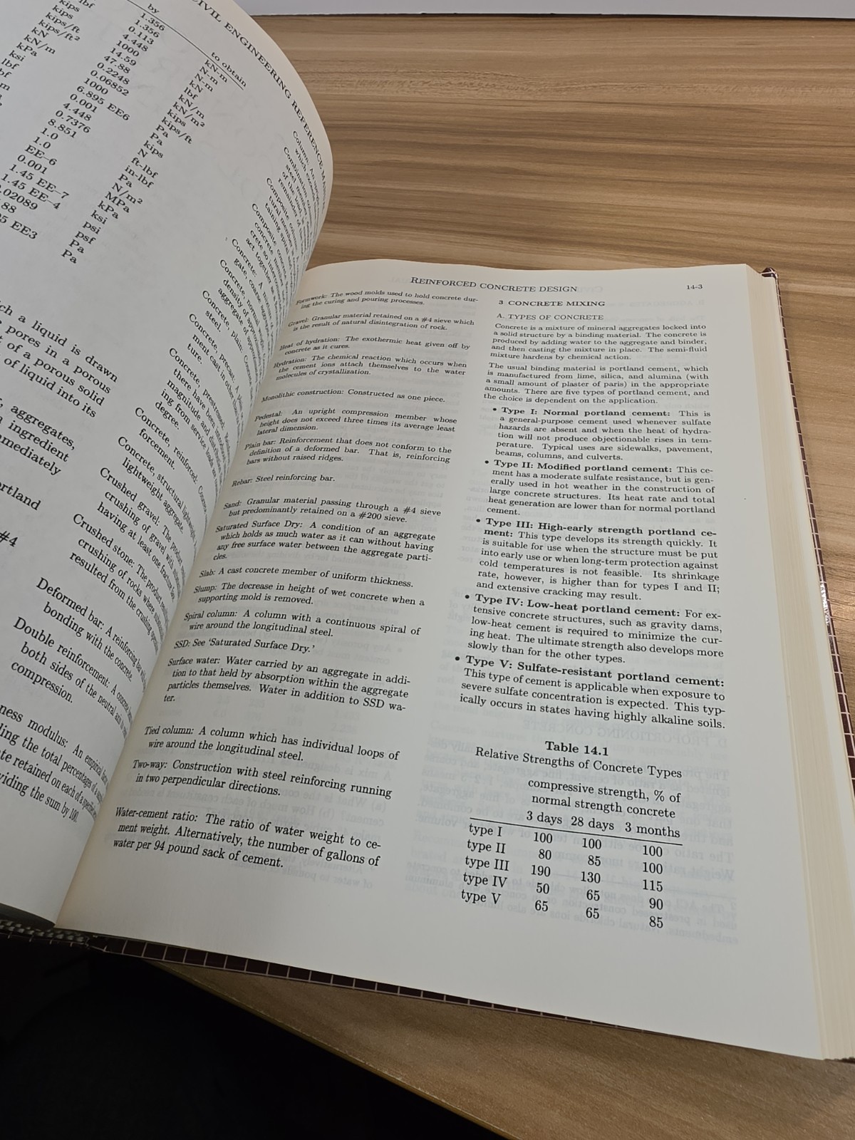 CIVIL ENGINEERING REFERENCE MANUAL (ENGINEERING REVIEW By Michael R Lindeburg