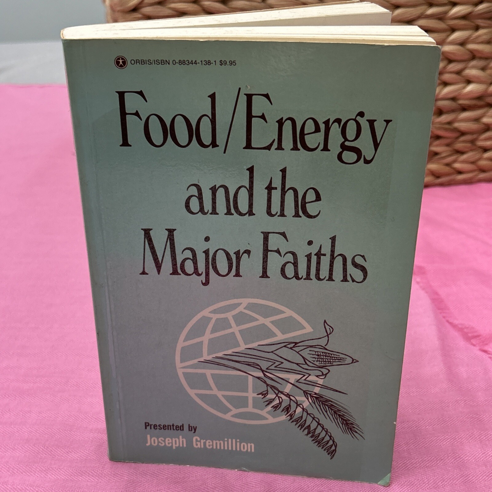 Food / Energy & The Major Faiths Paperback Vintage Book By Gremillion, Joseph