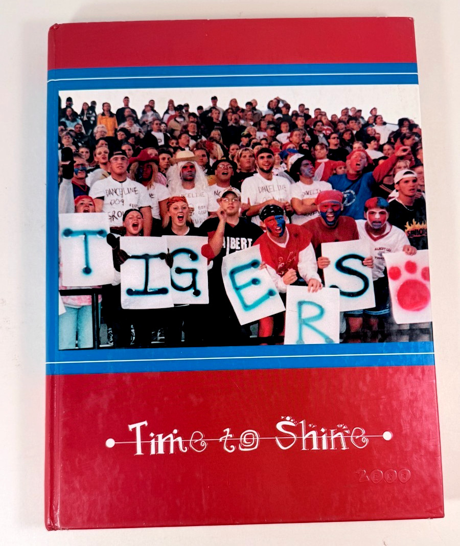 Albert Lee High School Yearbook 2000 Albert Lea Minnesota “Time to Shine” # 86