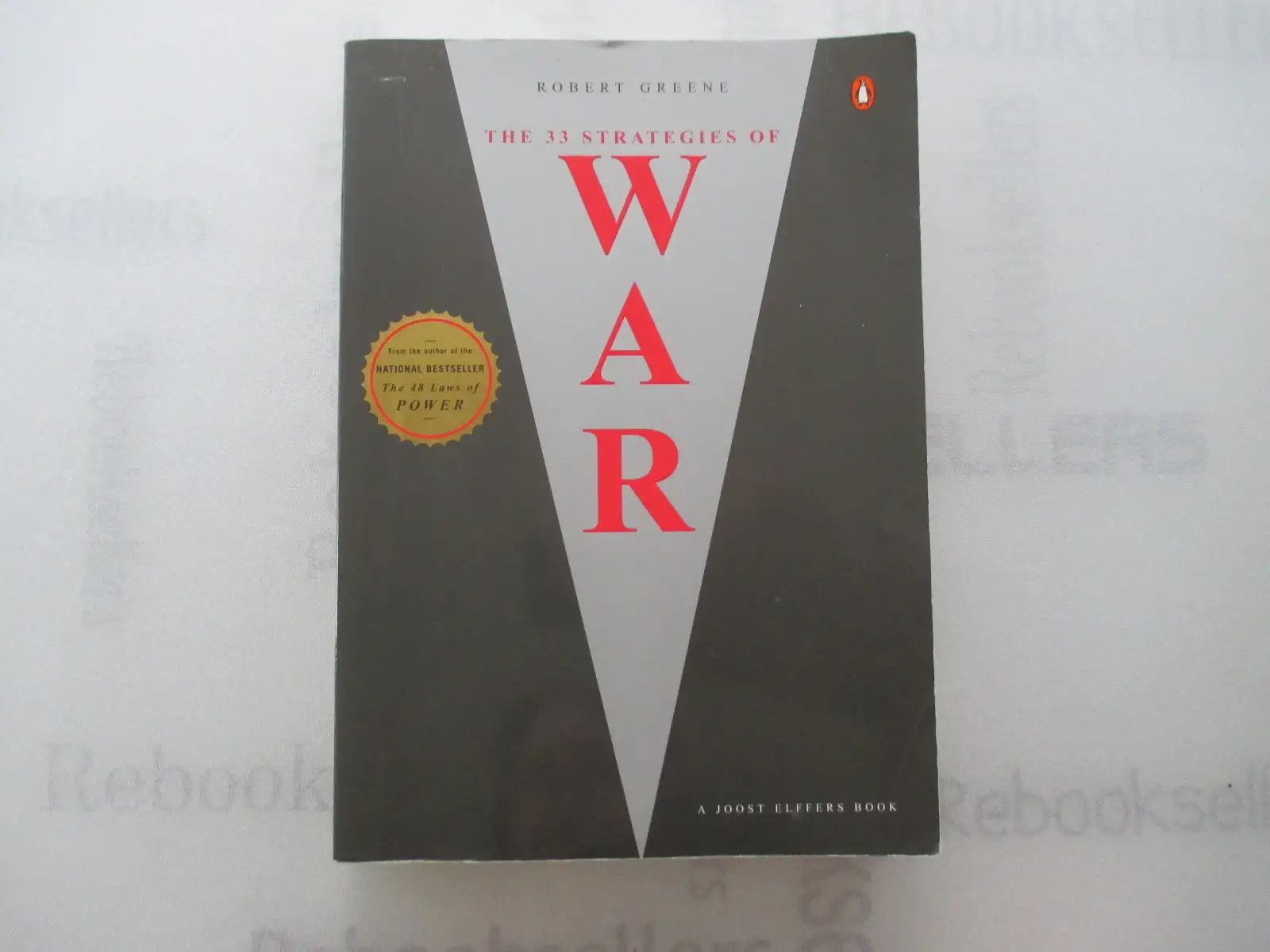 The 33 Strategies of War (Joost Elffers Books)