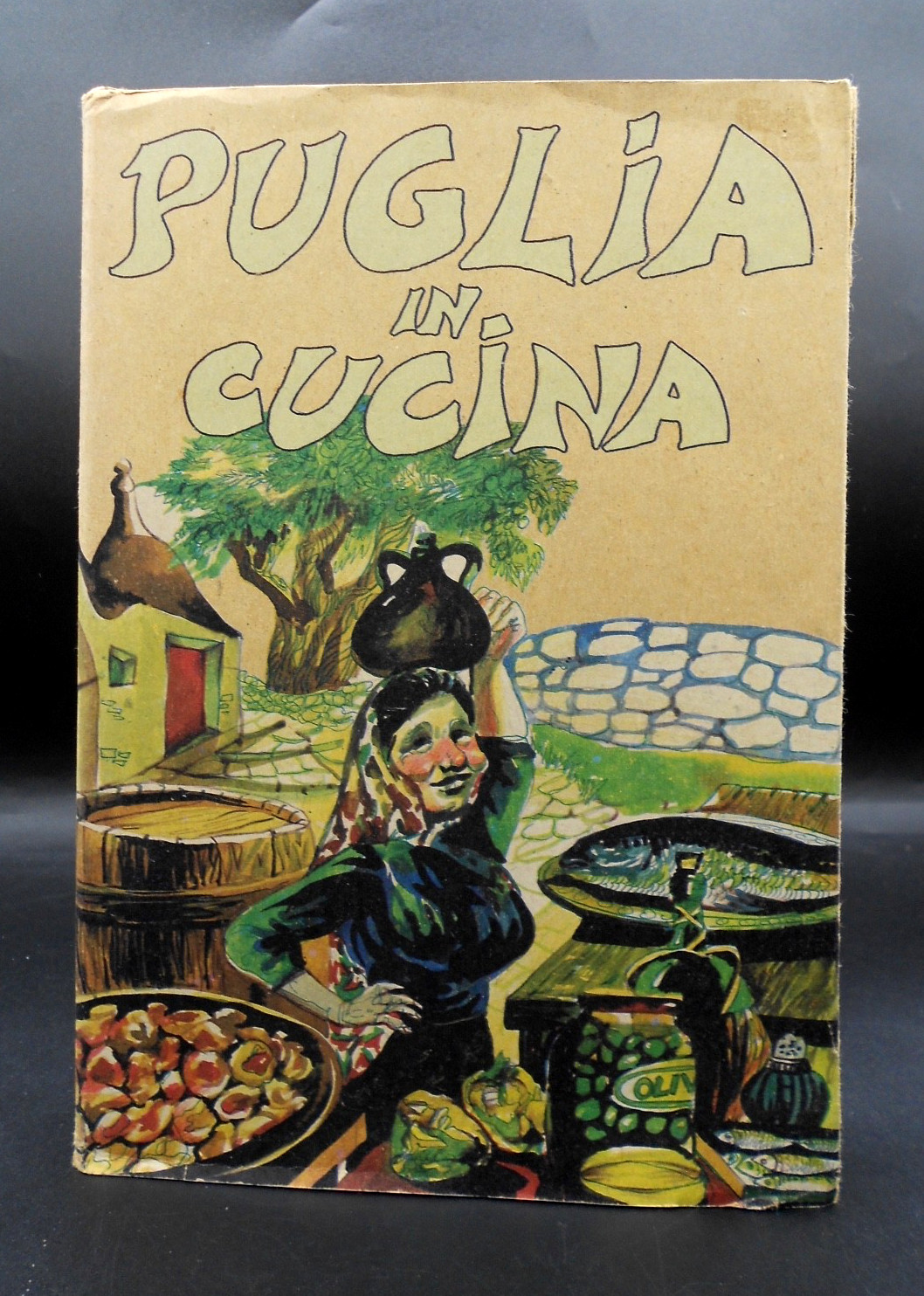 PUGLIA IN CUCINA by LUIGI SADA 1998, CARDBOARD HC/DJ VG, ITALIAN/ENGLISH TEXT