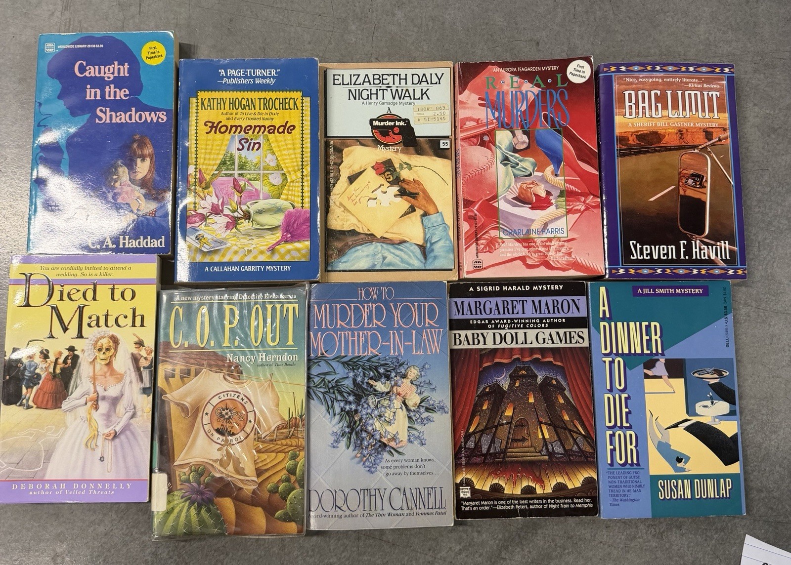Lot of 10 random murder mystery novel paperback books, various authors B61