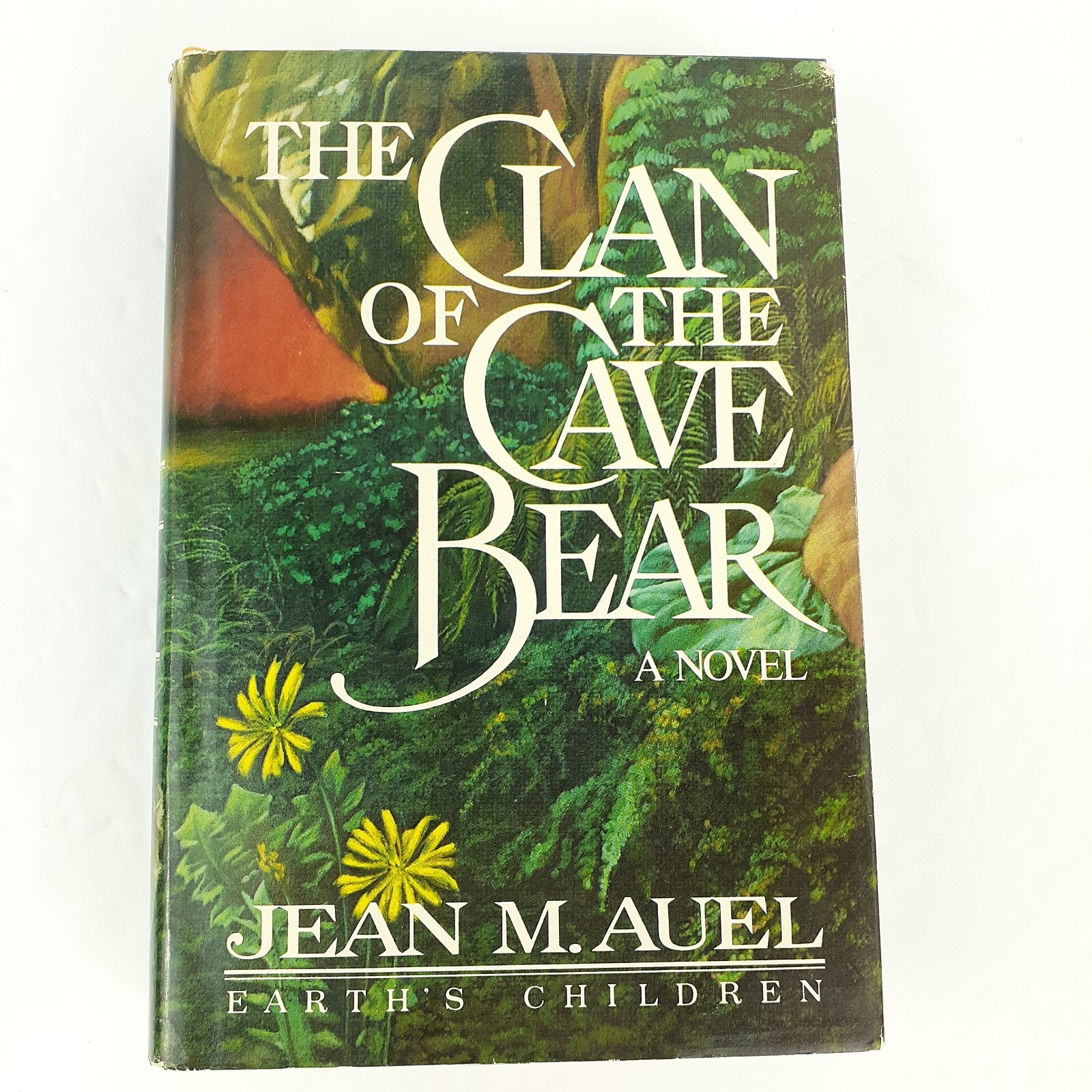 Clan Of The Cave Bear Jean M Auel Earths Children Book 1 Hardcover 1980
