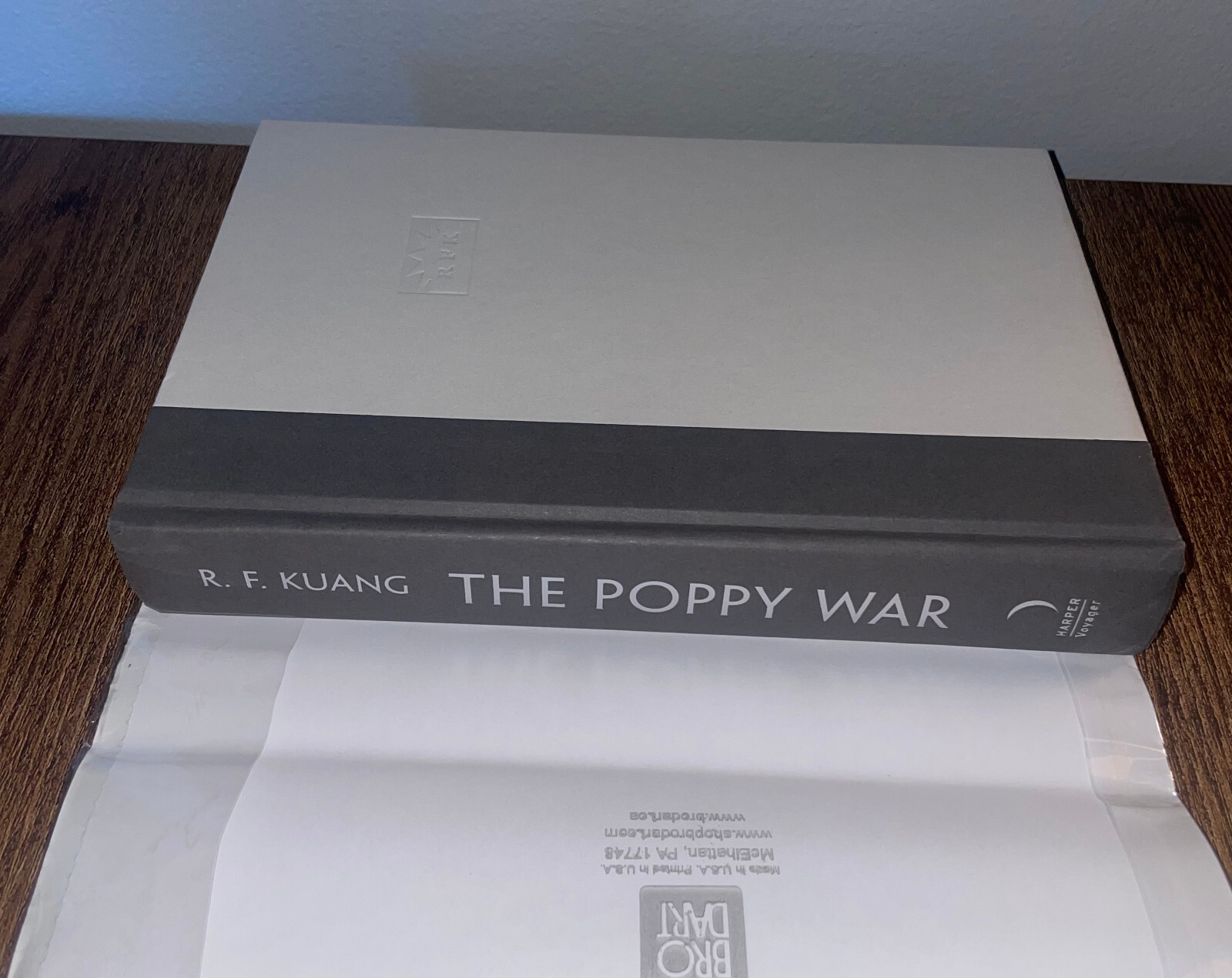R.F. Kuang The Poppy War Book 1 Hardcover 1st Edition 1st Print