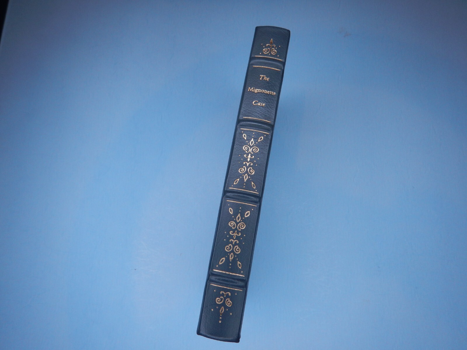 THE MIGNONETTE CASE 1990 Notable Trials Library common law cannibalism at sea