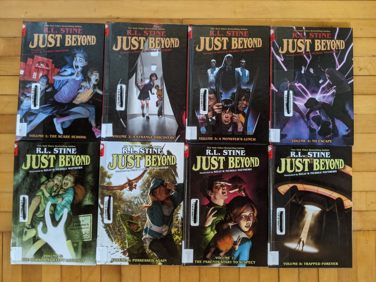 Lot of 8 R L Stine Just Beyond Series Graphic Novels Comics Teen 1 2 3 4 5 6 7 8