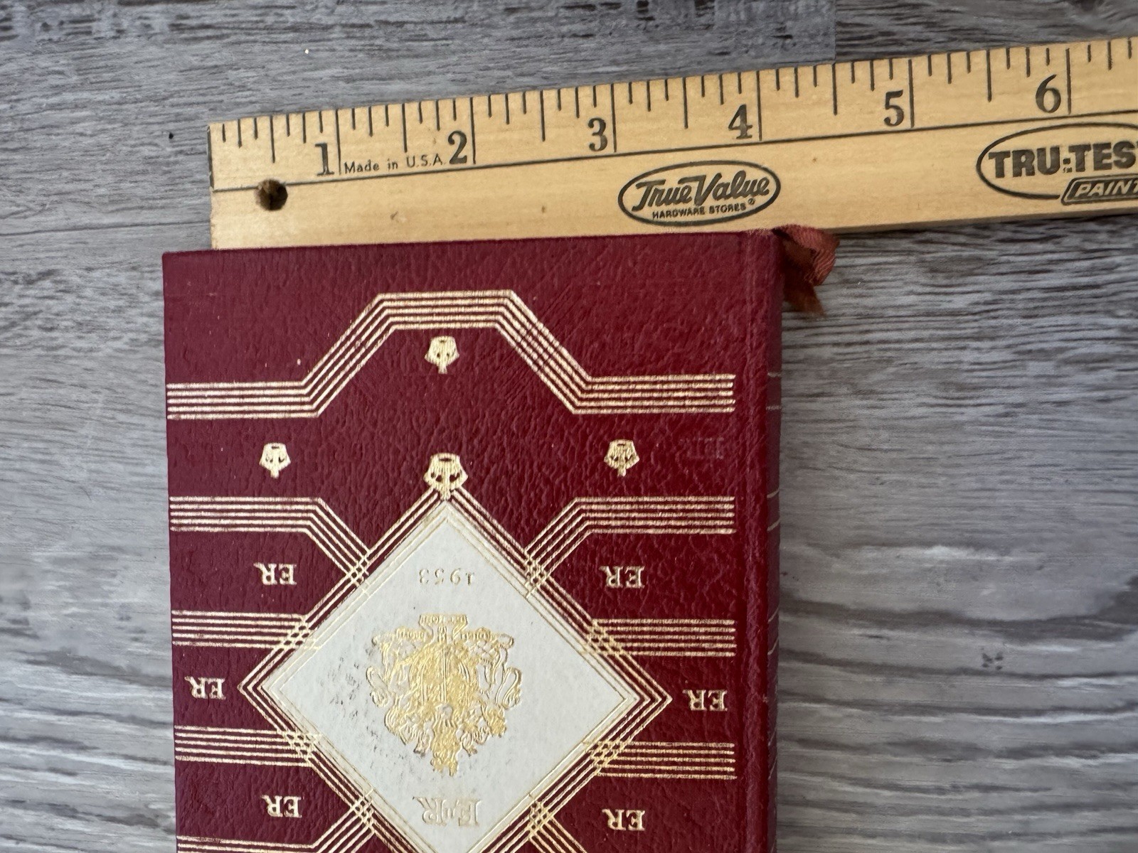 The Oxford Miniature Coronation Bible E-R 1953 Ruby Red Gilt