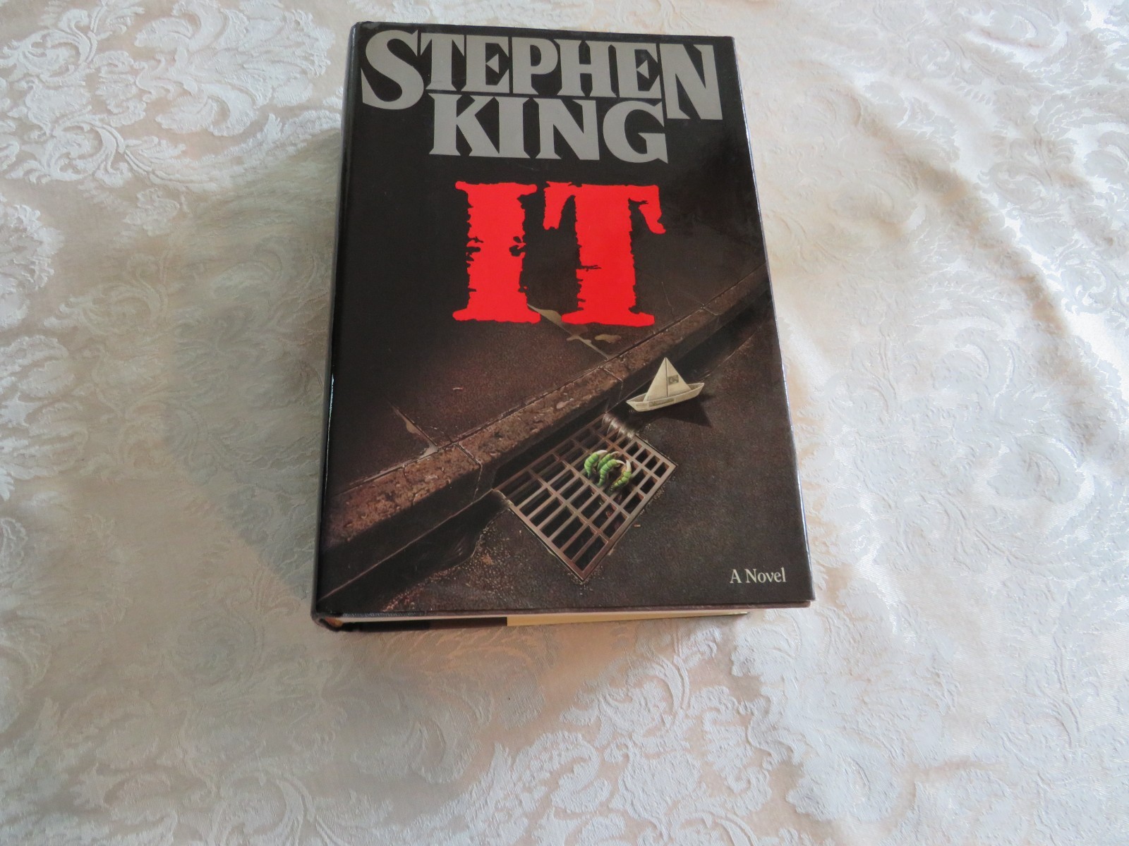 Stephen King It 1986 Hardcover 1st Edition Pristine Condition