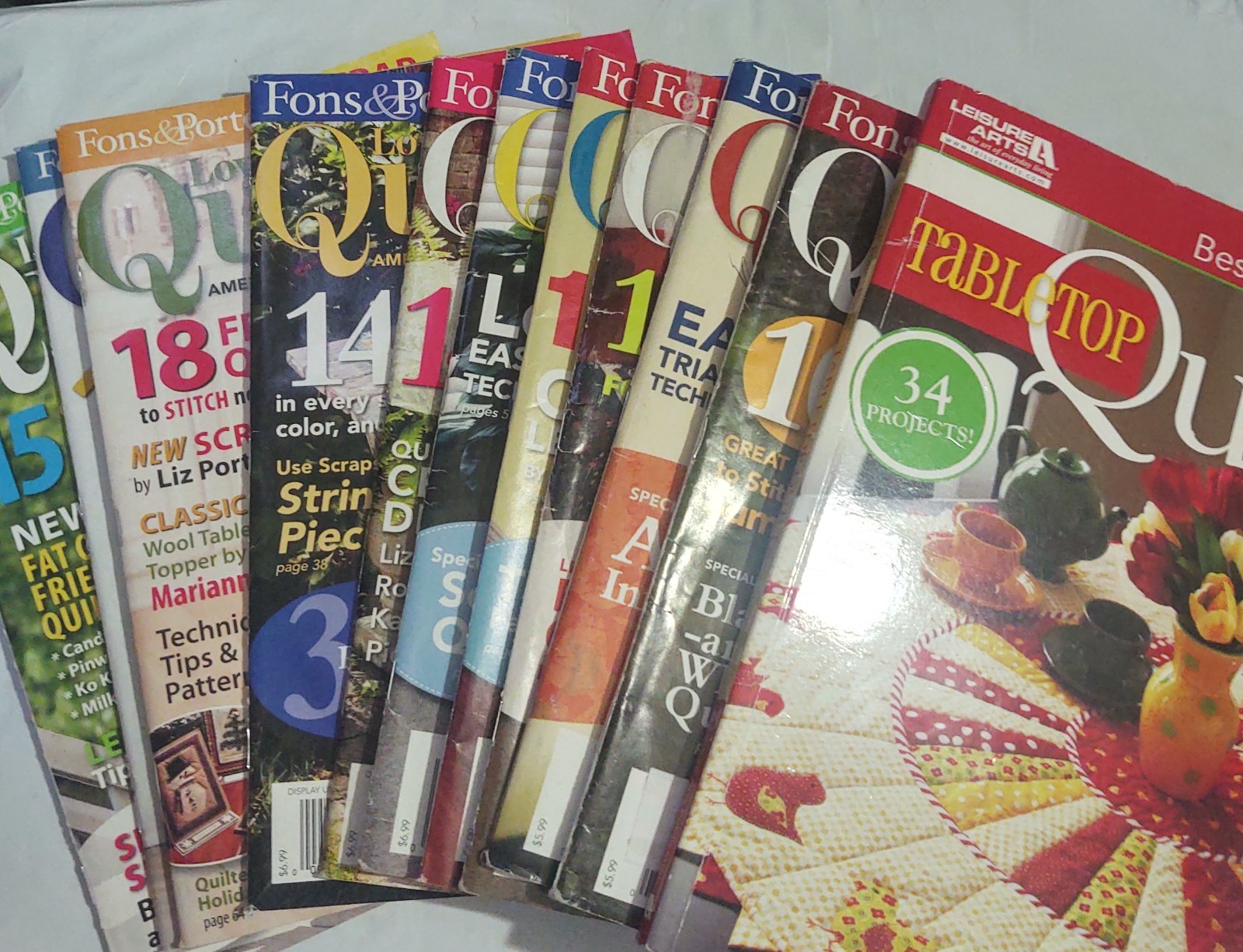 Best of Fons & Porter -Tabletop Quilts Paperback with ten magazines included lot