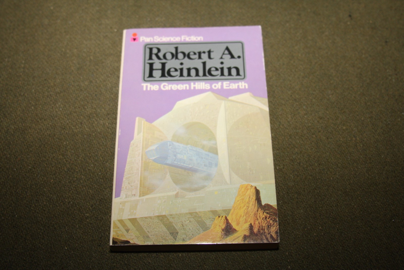 The Green Hills of Earth by Robert A. Heinlein 1980 PB 5th Print Pan SF