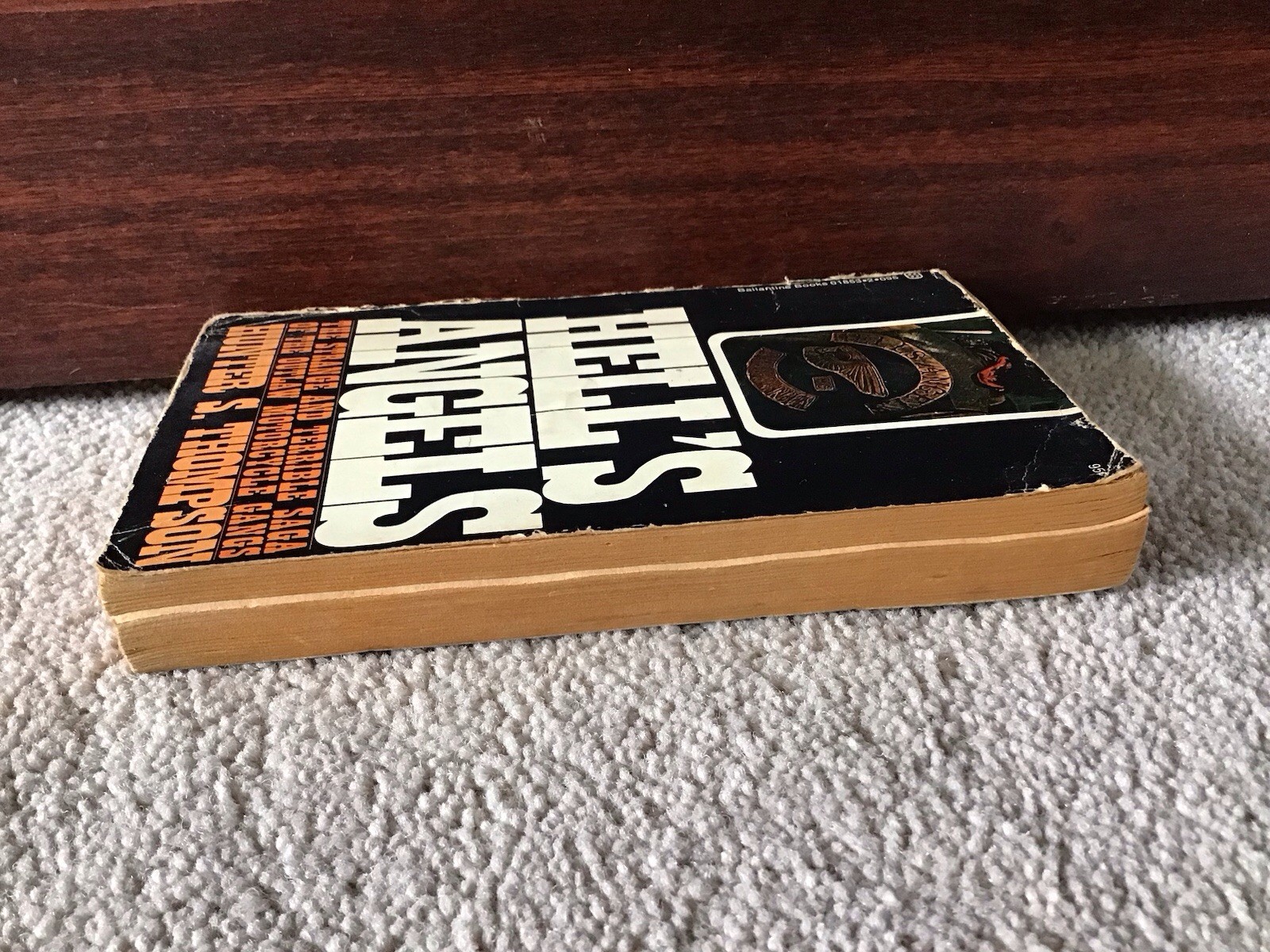 HELL’S ANGELS by Hunter S. Thompson 1970 Ballantine Books 8th Printing Paperback
