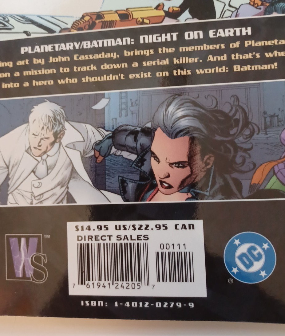 PLANETARY: CROSSING WORLDS Warren Ellis John Cassaday Batman Paperback
