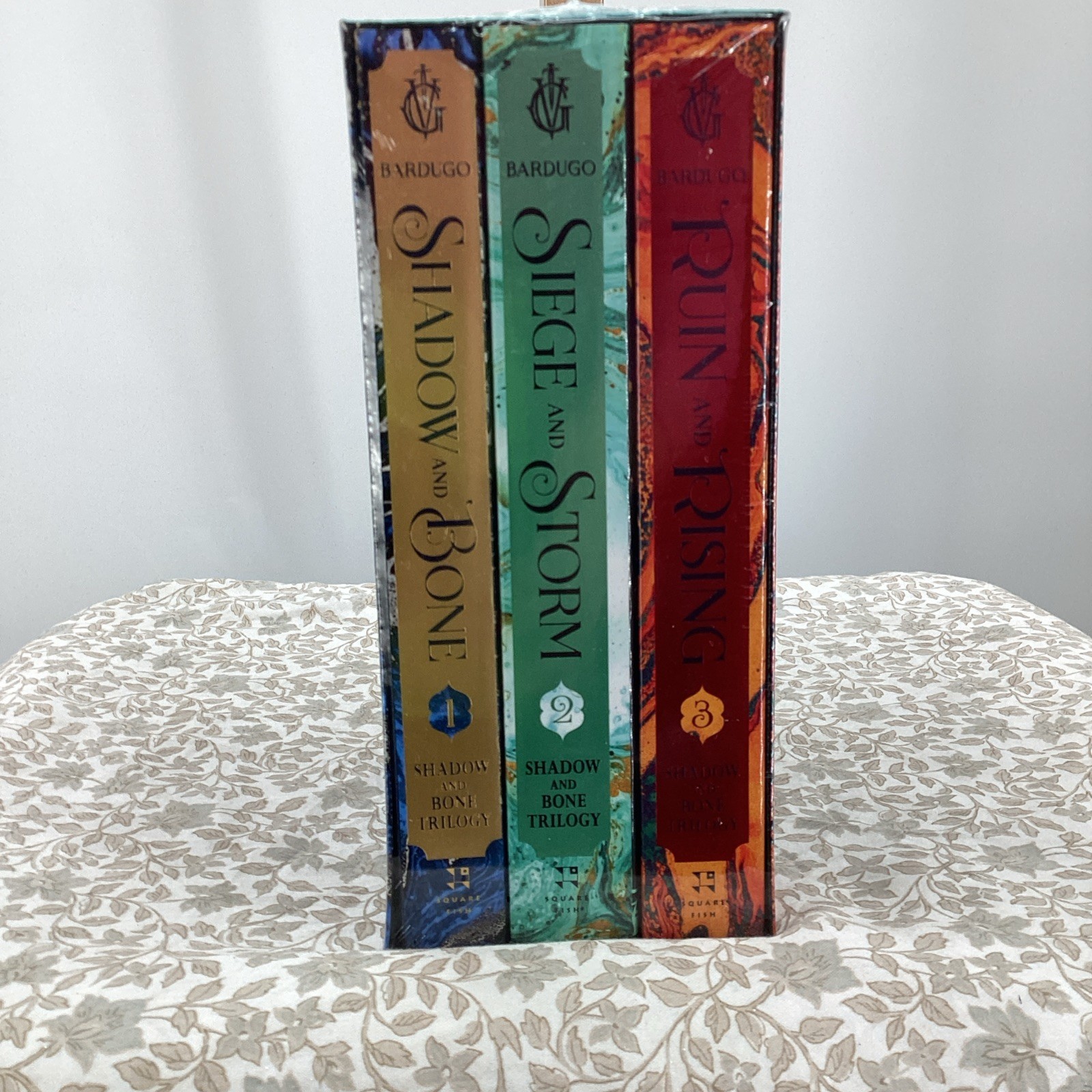S. The Shadow and Bone Trilogy Boxed Set ~ FACTORY SEALED!
