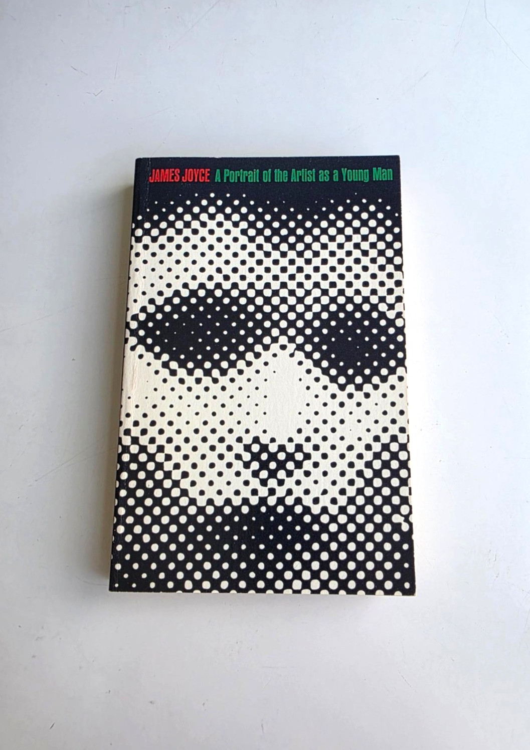 Contemporary and Classic Literature Paperbacks PICK 1: Bukowski, Carver, Orwell