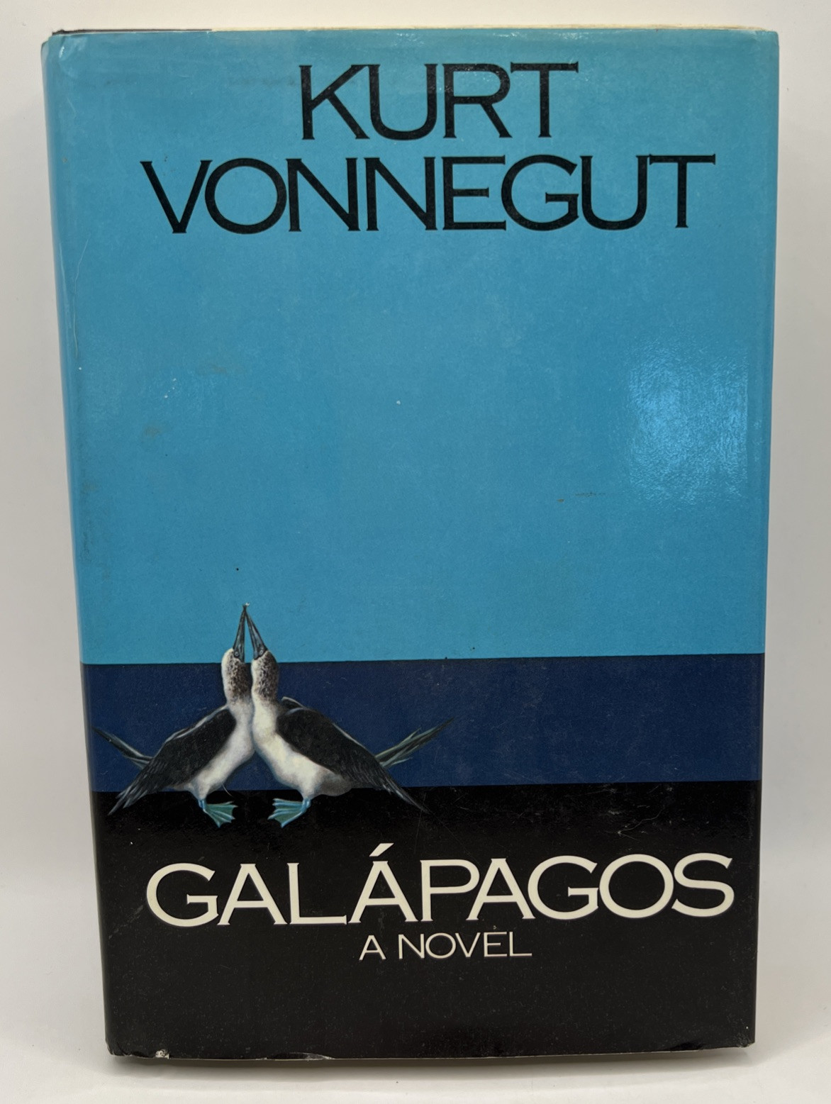 Kurt Vonnegut GALAPAGOS vintage 1985 1st edition Hardback Dust Jacket