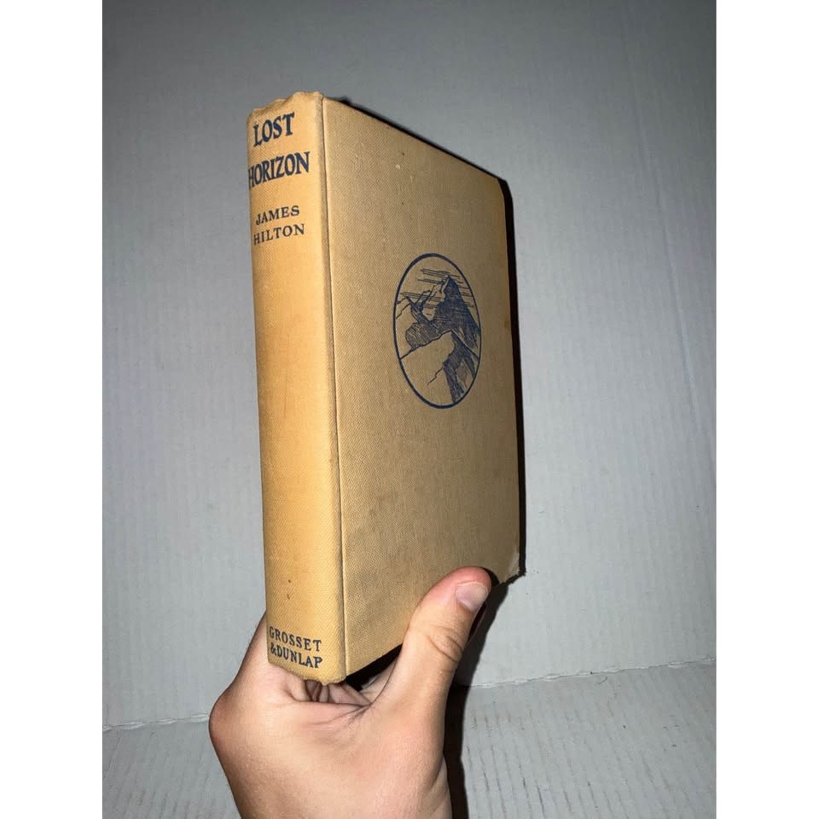Lost Horizon by James Hilton (1933) Grosset & Dunlap Hardcover Novel