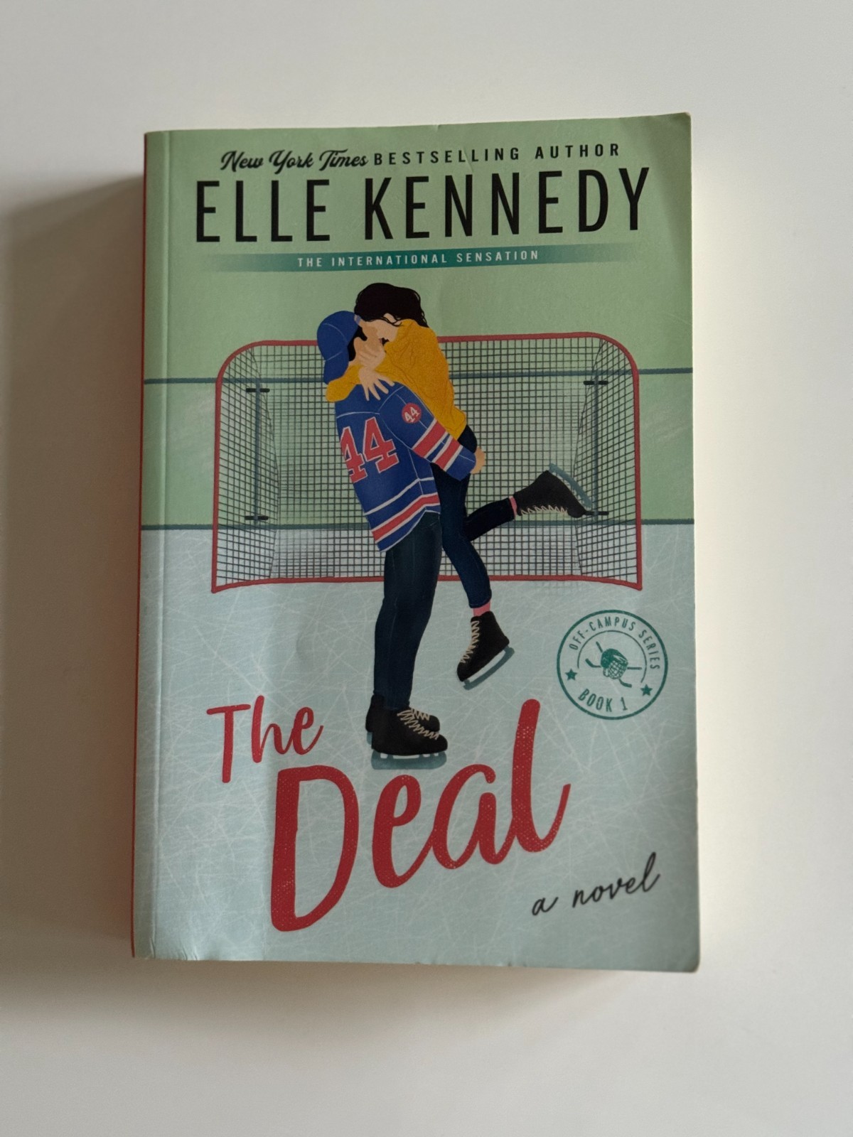 Elle Kennedy THE DEAL paperback — Off-Campus Series Book 1 — New Ad used fiction
