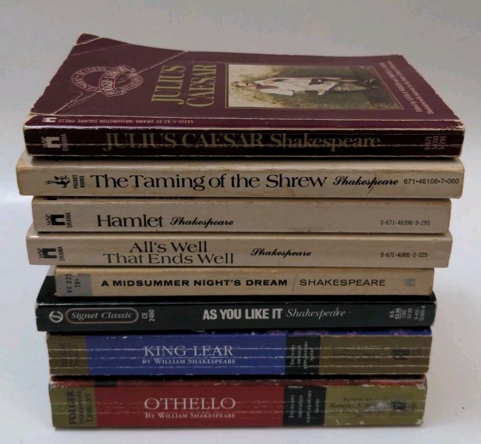 Lot of 8 Folger Library General Reader’s/Signet Classics SHAKESPEARE Books