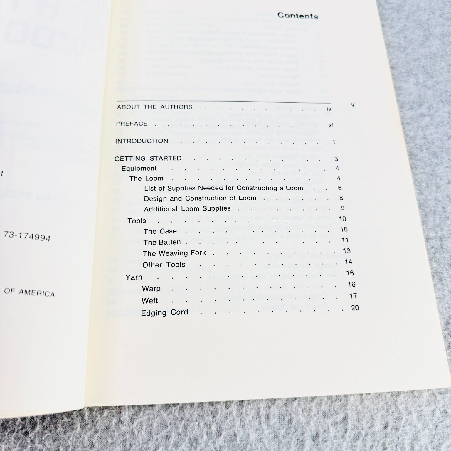 Working with the Wool by Bennett and Bighorse 1983 Navajo Rug Weaving Book