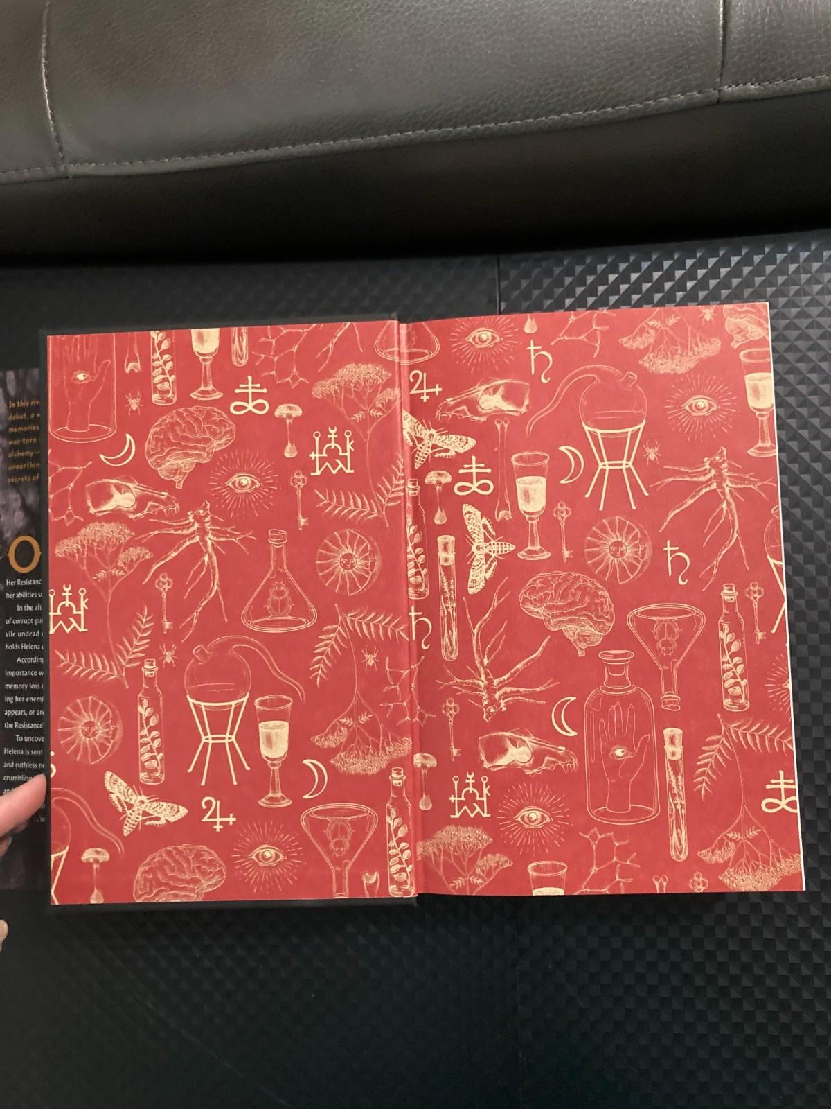 Alchemised by SenLinYu / Autographed/SIGNED FIRST EDITION 2025 – New