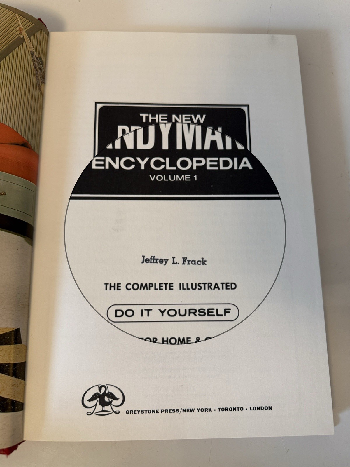 THE PRACTICAL HANDYMAN’S ENCYCLOPEDIA: Do It Yourself Library – Volume 1 (1975)